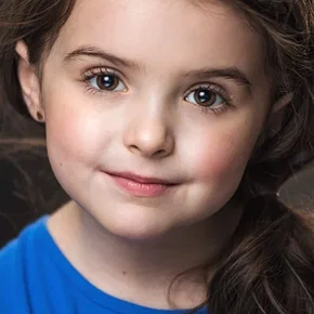 Photo star :  Juliana Davies