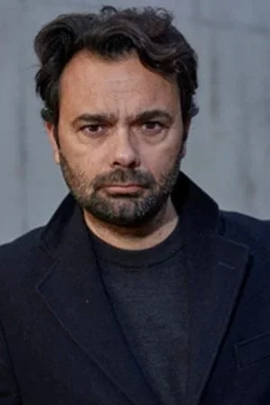  Sergio Villanueva photo