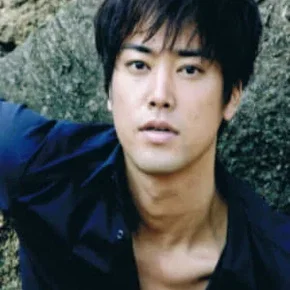 Photo star :  Kenta Kiritani