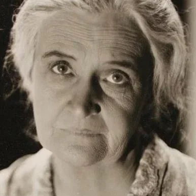 Mary Carr