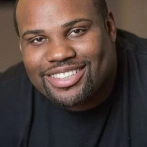 Photo star : James Earl