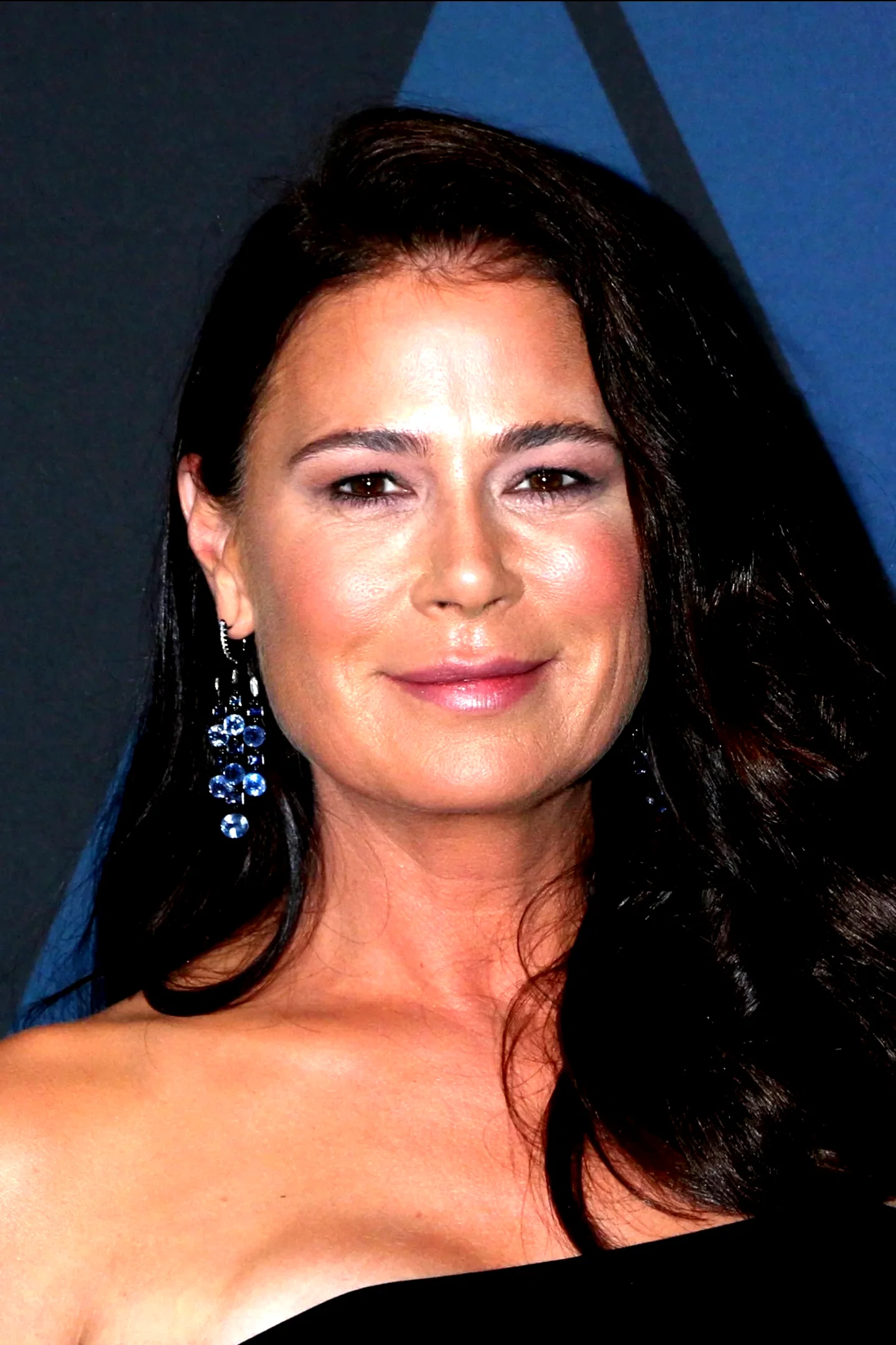 Maura Tierney
