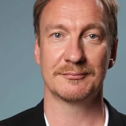 David Thewlis