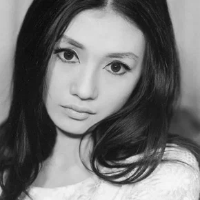 Photo star : Mariko Kaga