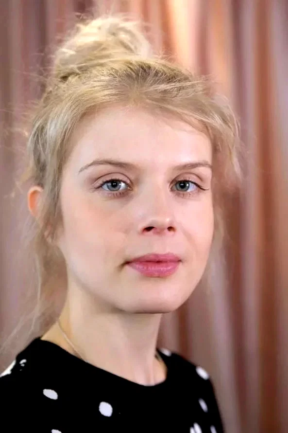  Alina Tomnikov