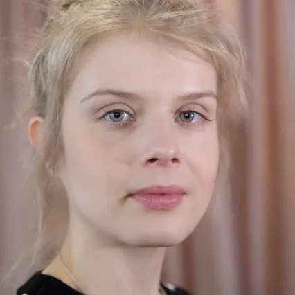  Alina Tomnikov