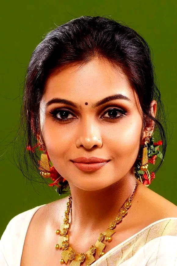  Tanvi Ram