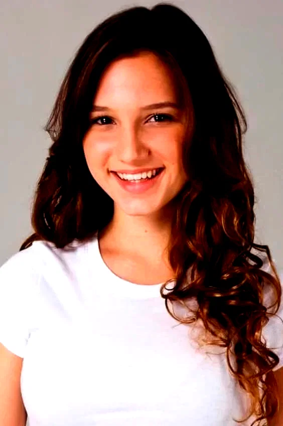  Lorena Comparato
