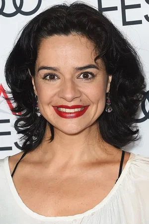  Raquel Karro photo