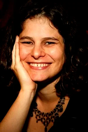 Julia  Murat