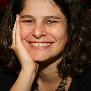 Julia  Murat