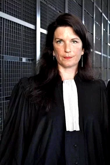  Anne Bouillon