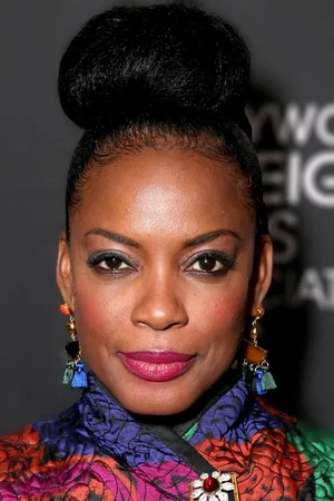 Aunjanue Ellis photo