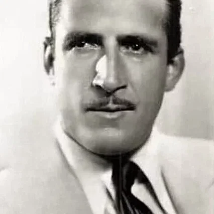  John Miljan