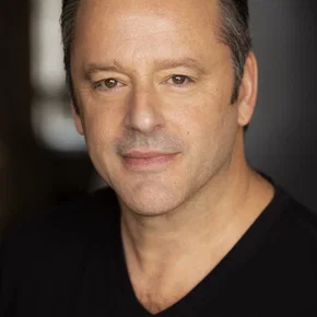 Photo star :  Gil Bellows