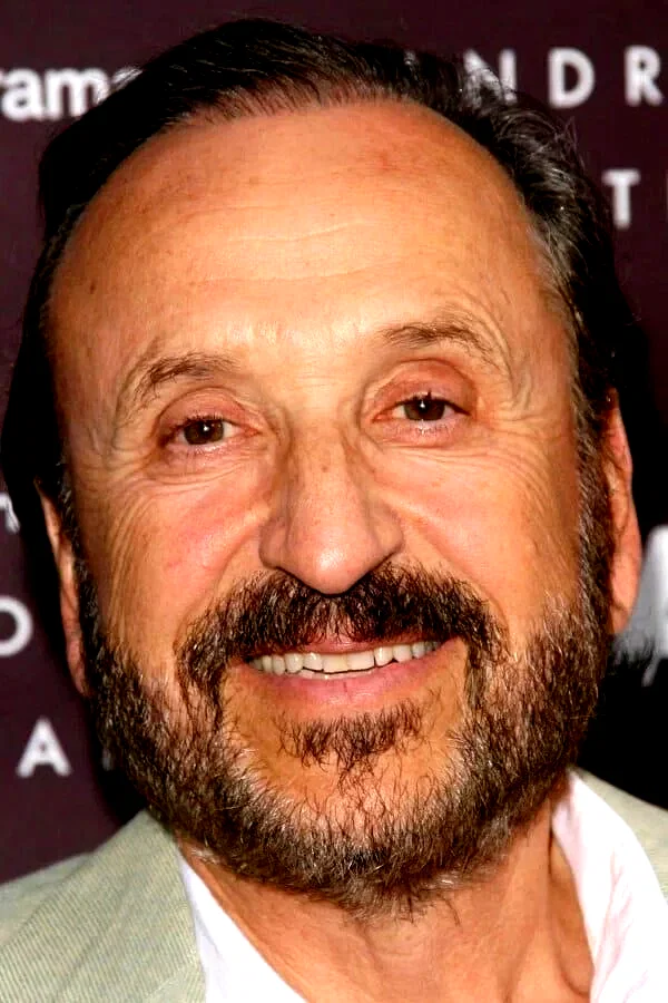 Mikael   Salomon
