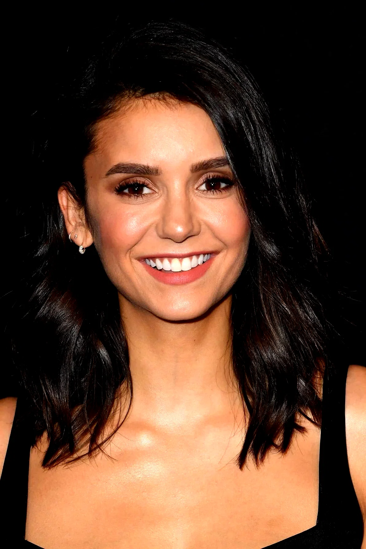 Nina Dobrev