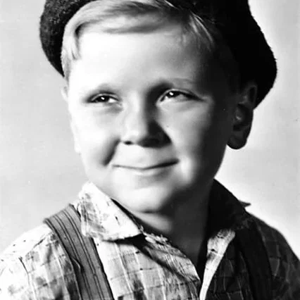 Jackie Cooper