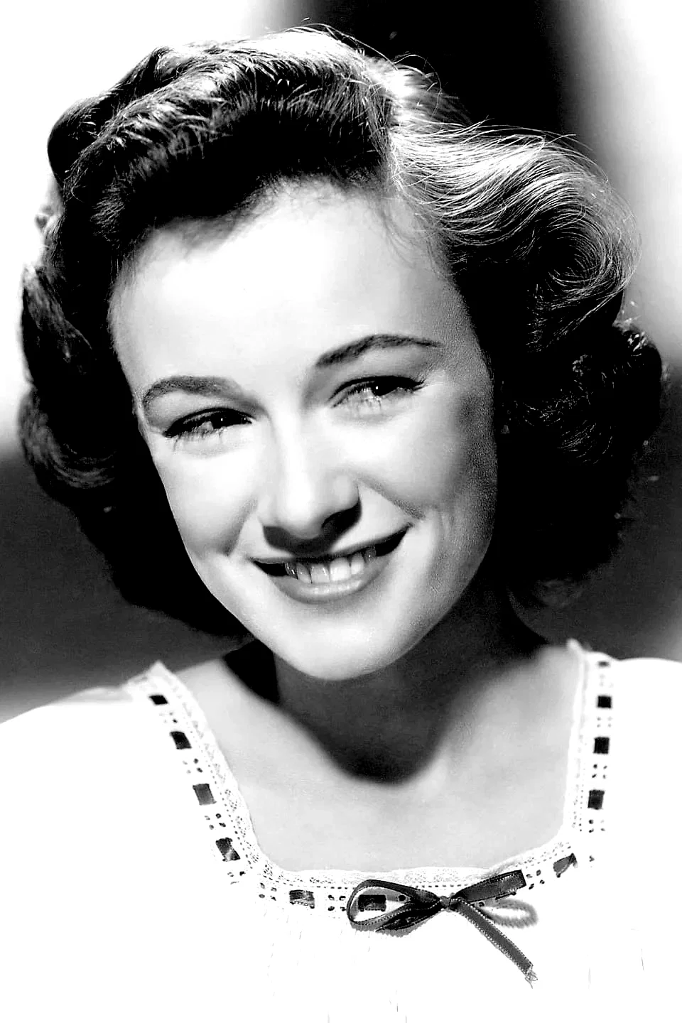 Phyllis Thaxter