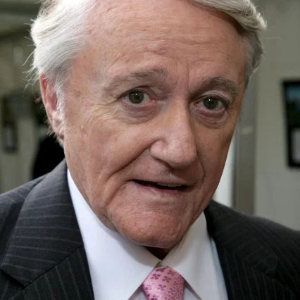 Robert Vaughn