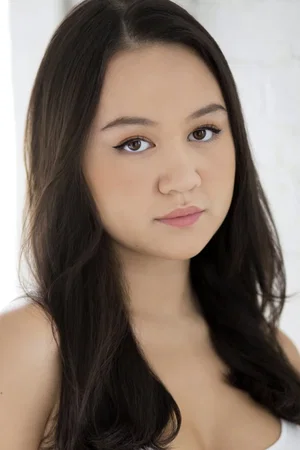  Amalia Yoo photo