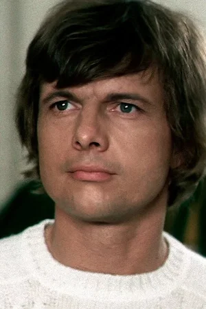  John Karlen