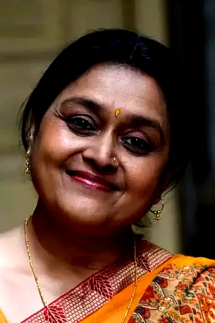  Supriya Pathak