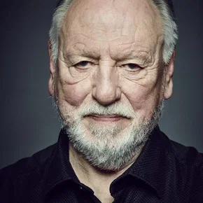 Photo star : Kenneth Cranham