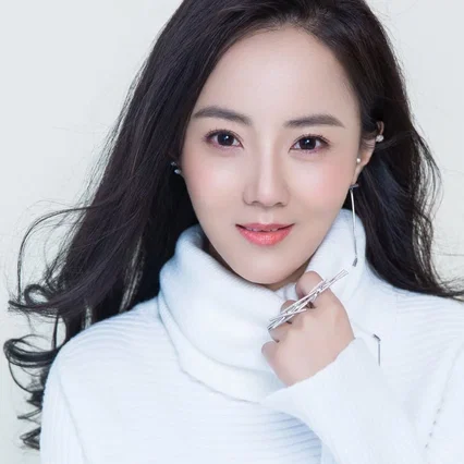  Qiu Qiu