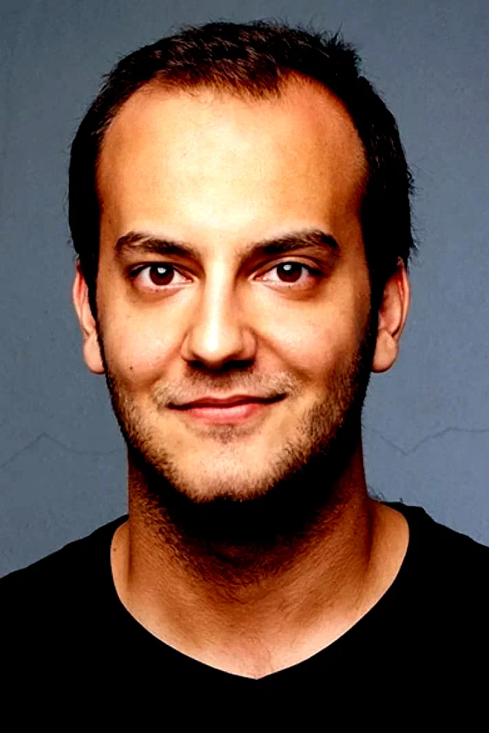  Efe Tunçer