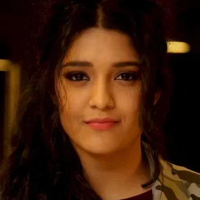 Photo star :  Ritika Singh