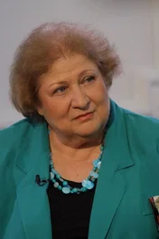 Dorina  Lazar