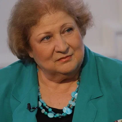 Dorina  Lazar
