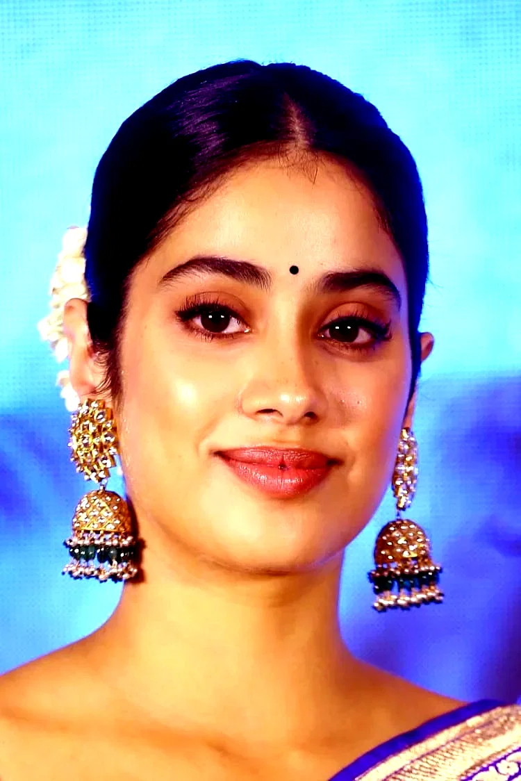  Janhvi Kapoor