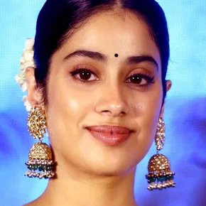 Photo star :  Janhvi Kapoor