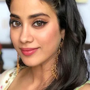 Photo star :  Janhvi Kapoor