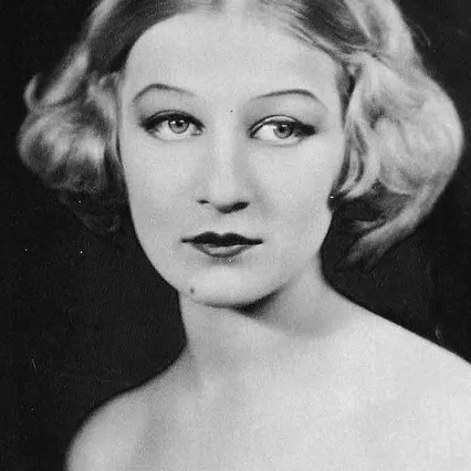  Greta Nissen