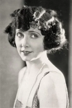  Mae Busch