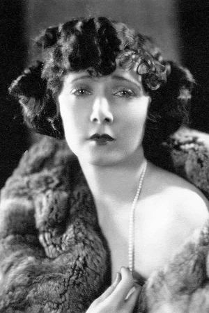  Mae Busch