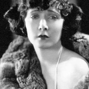 Photo star :  Mae Busch