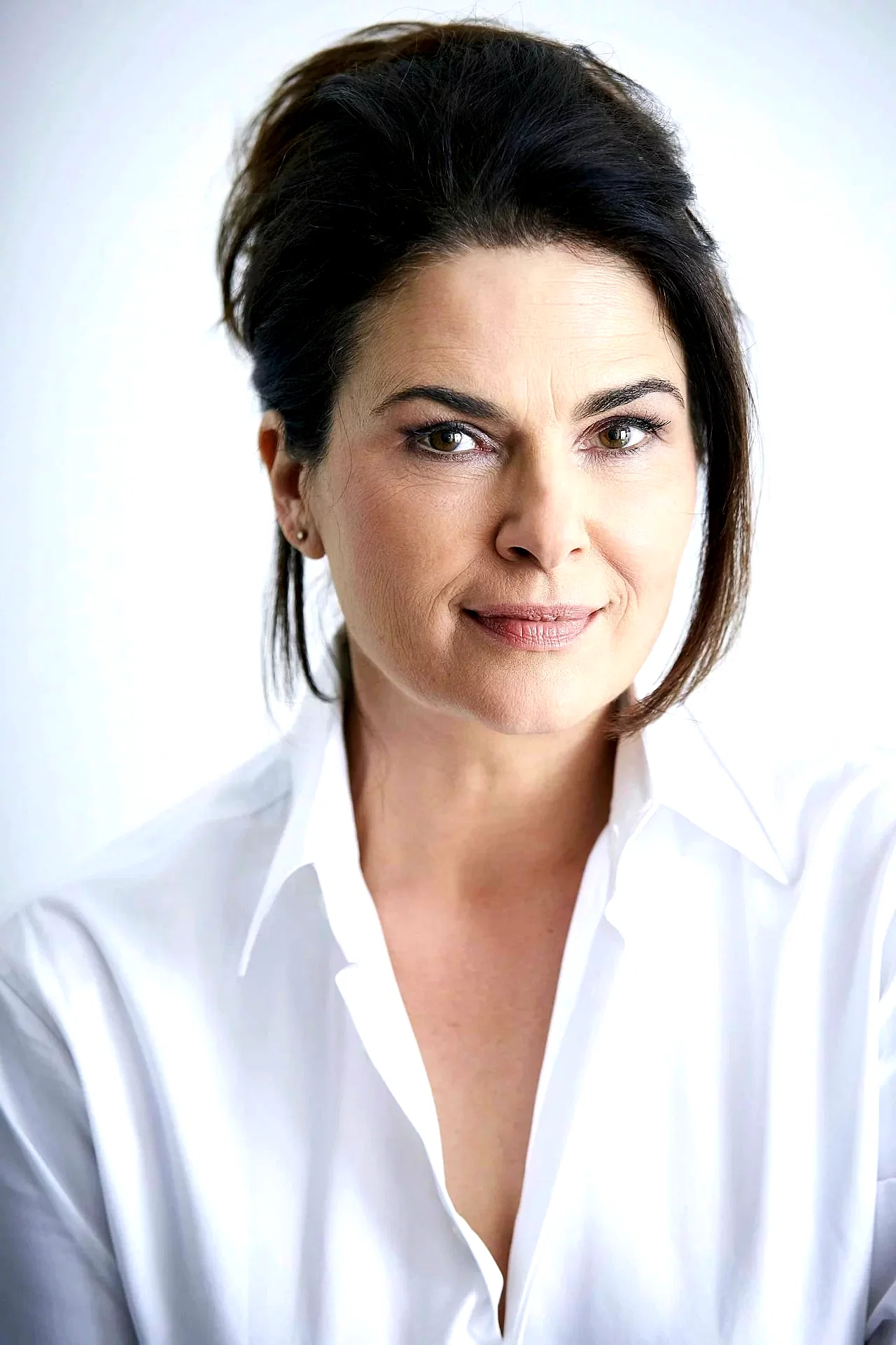 Barbara Auer