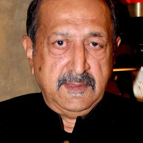 Photo star :  Tinnu Anand