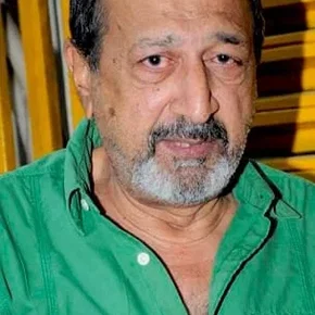 Photo star :  Tinnu Anand