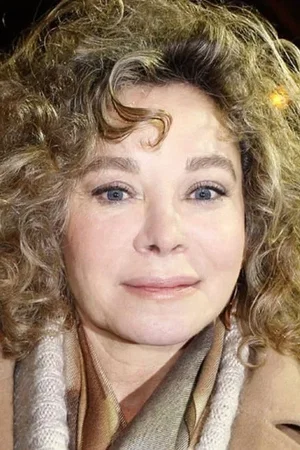 Grace De Capitani photo