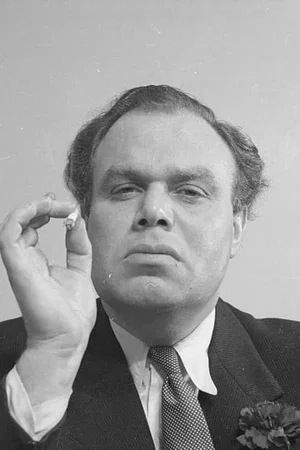 Peter Bull