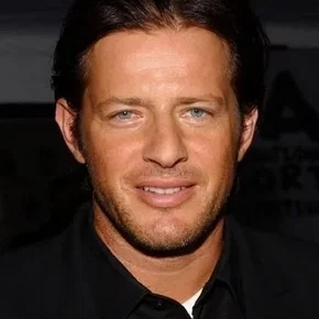 Photo star : Costas Mandylor