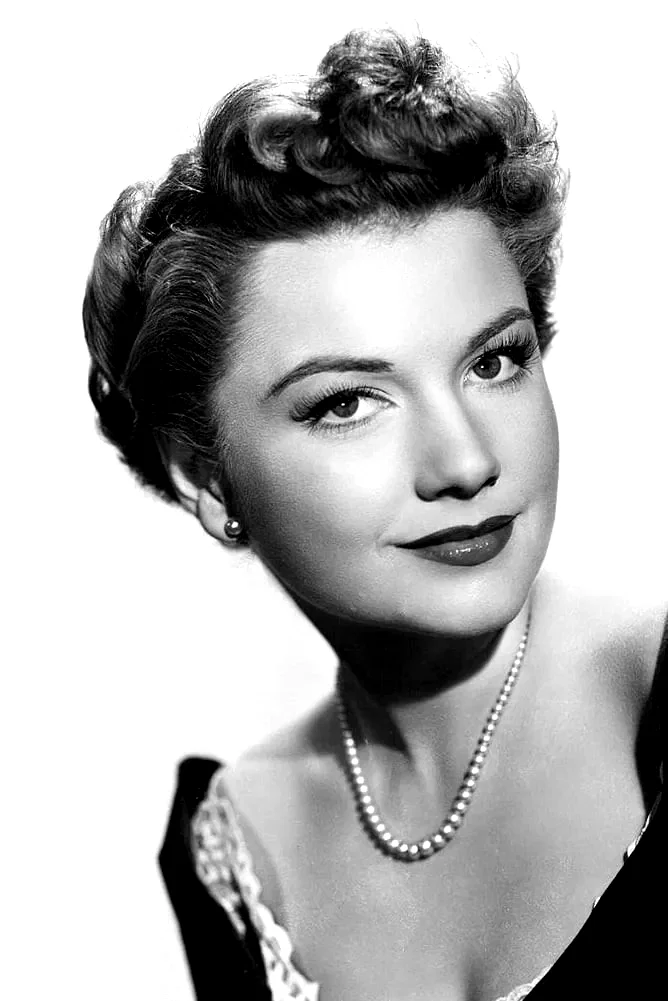 Anne Baxter
