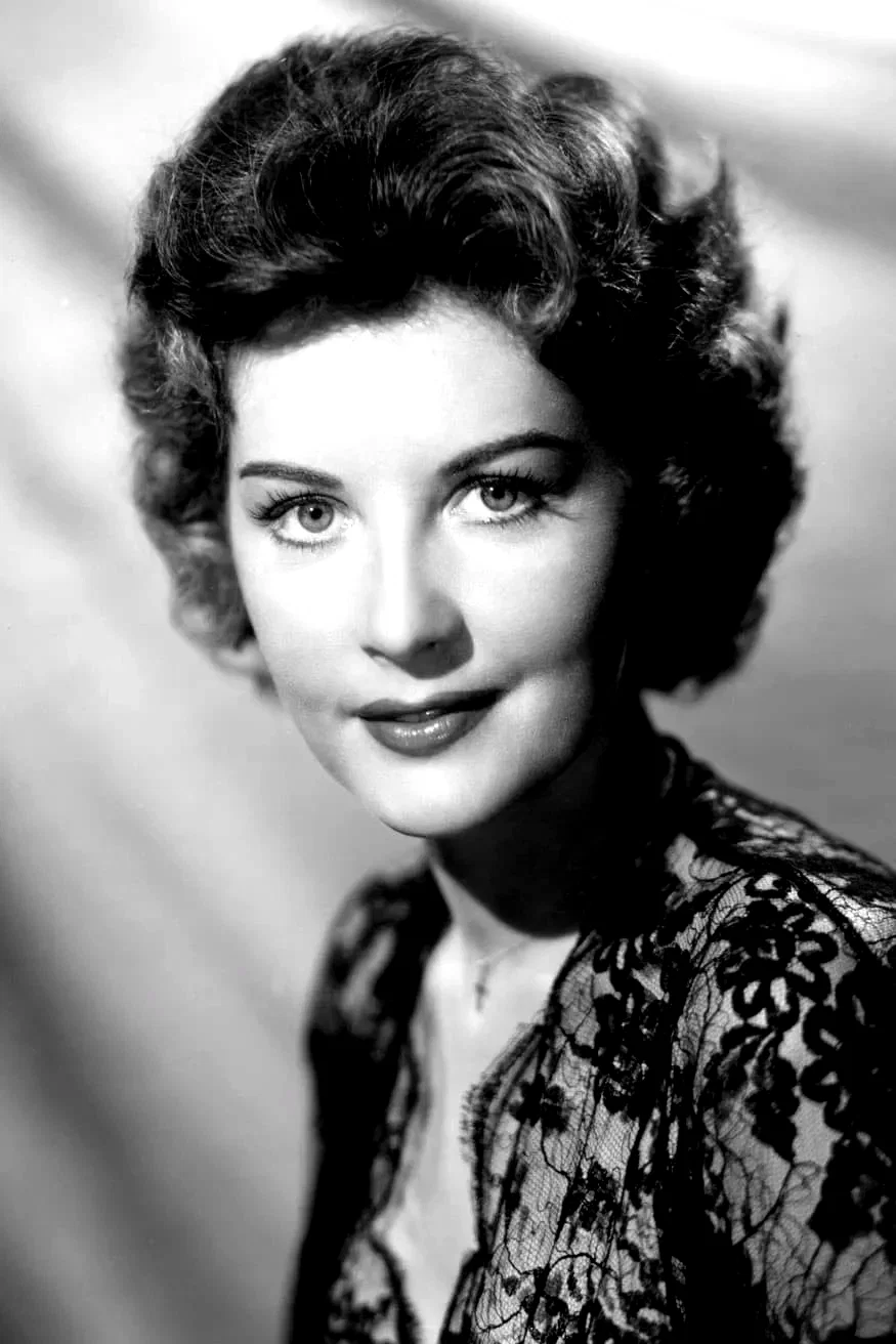  Barbara Bates