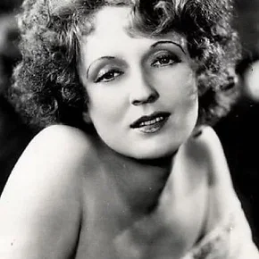 Photo star :  Carmel Myers