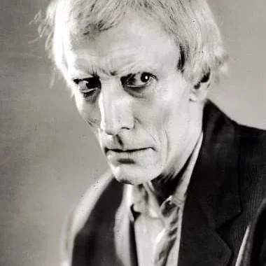  Nigel De Brulier